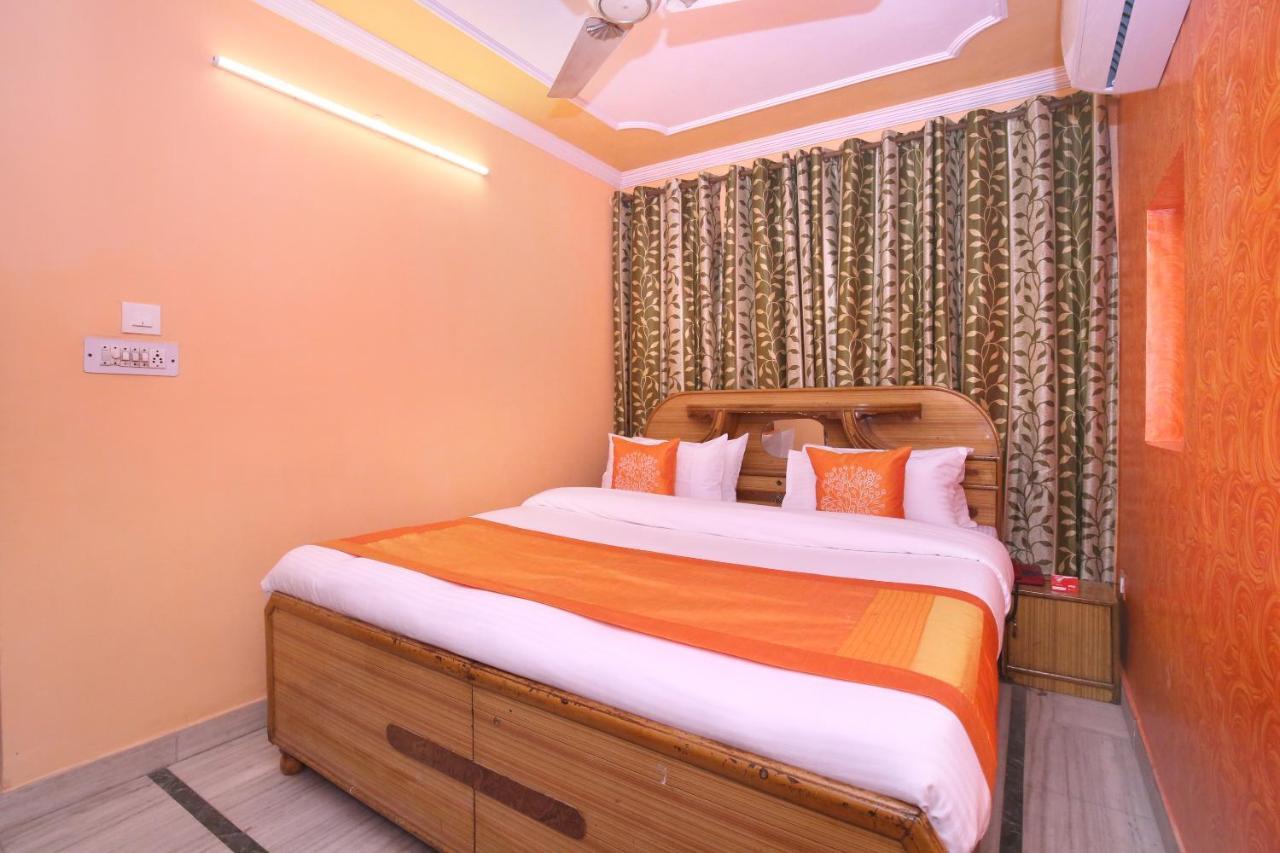 Super Hotel O Rajesh Palace Chandīgarh Exterior foto